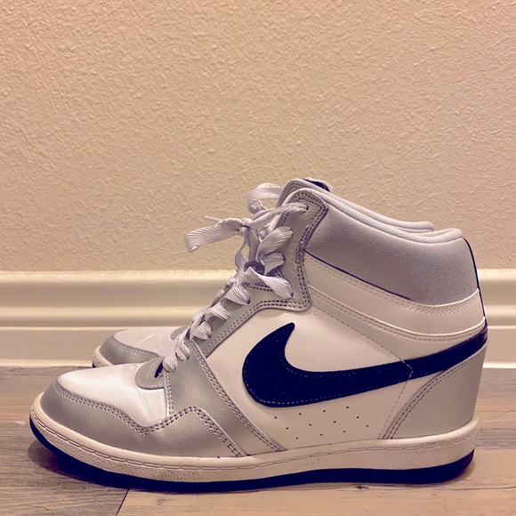 nike high top wedge